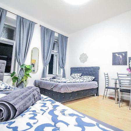 Comfort Quad Room Hn Viena Exterior foto