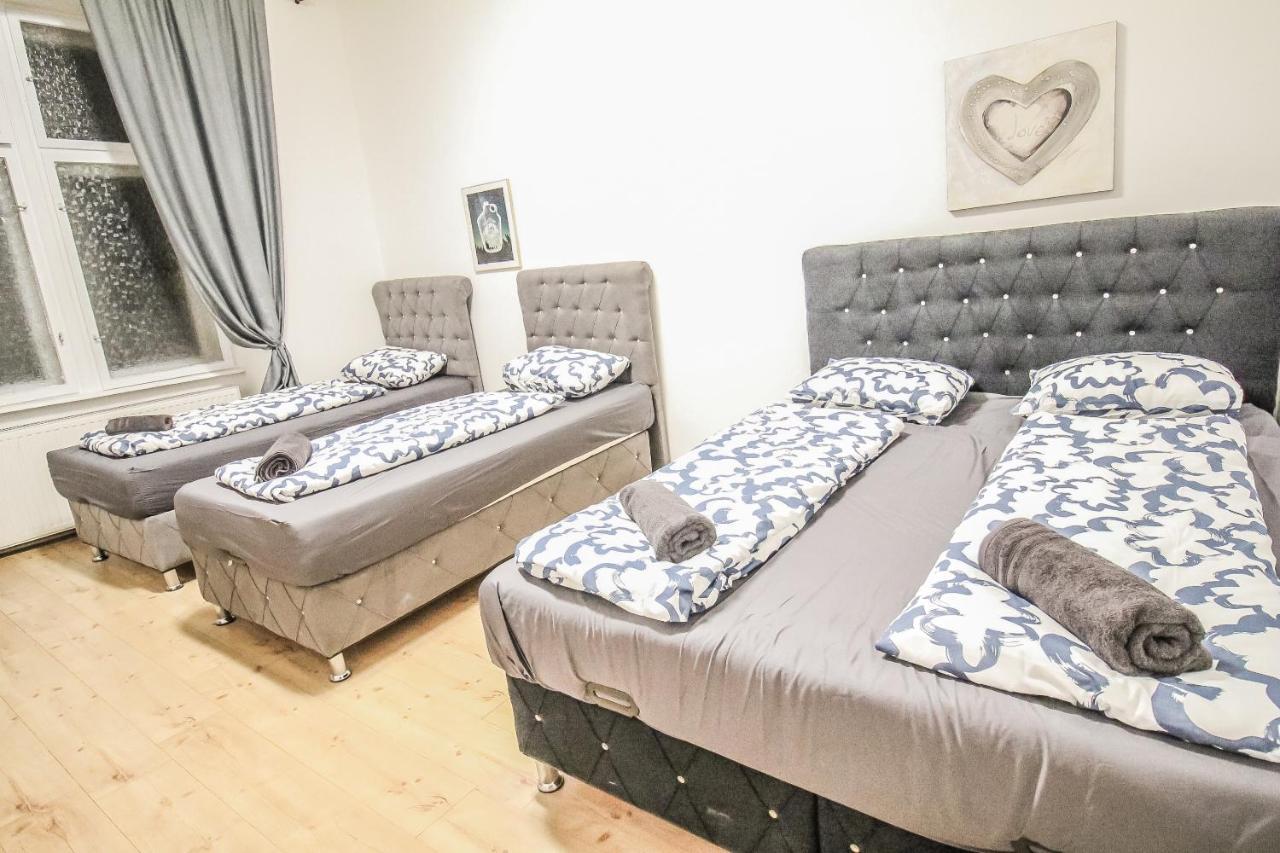 Comfort Quad Room Hn Viena Exterior foto