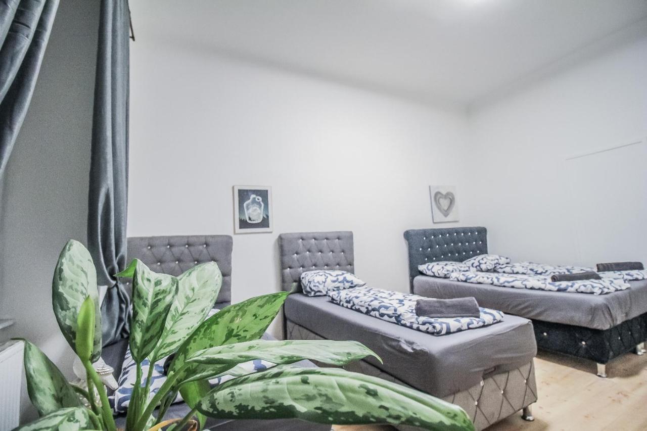 Comfort Quad Room Hn Viena Exterior foto